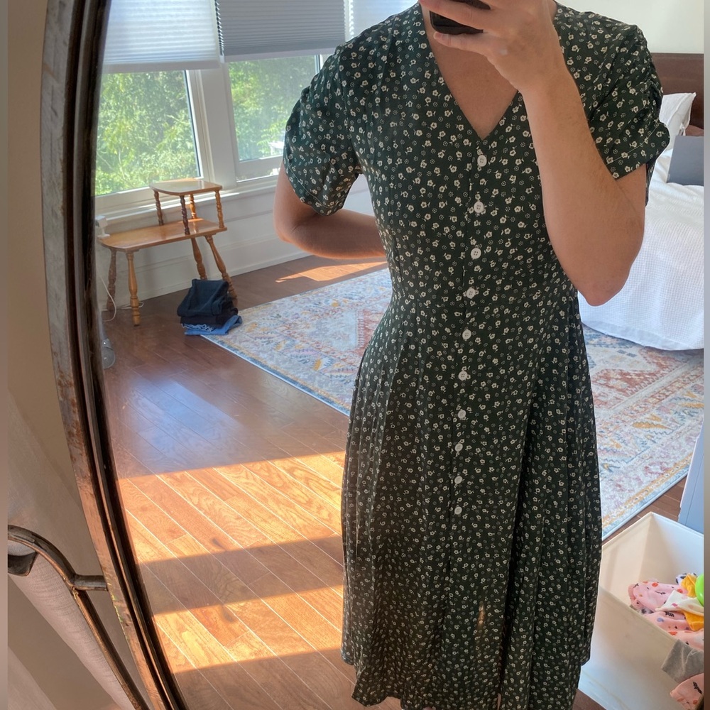 Green Floral Button down dress. NWOT